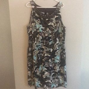 Sleeveless Shift Dress